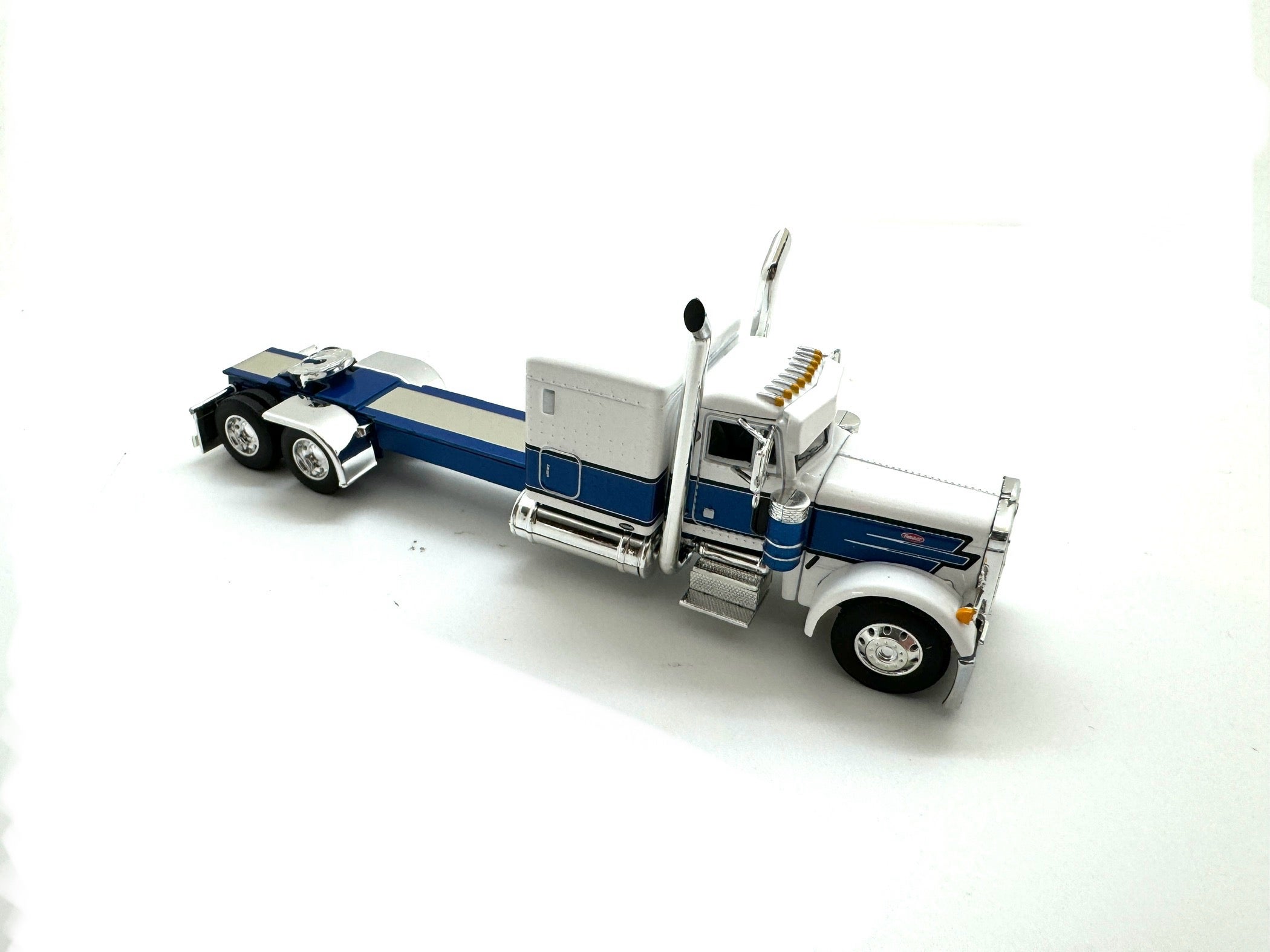 Peterbilt 379 with step deck | Boone Forks Farm Toys