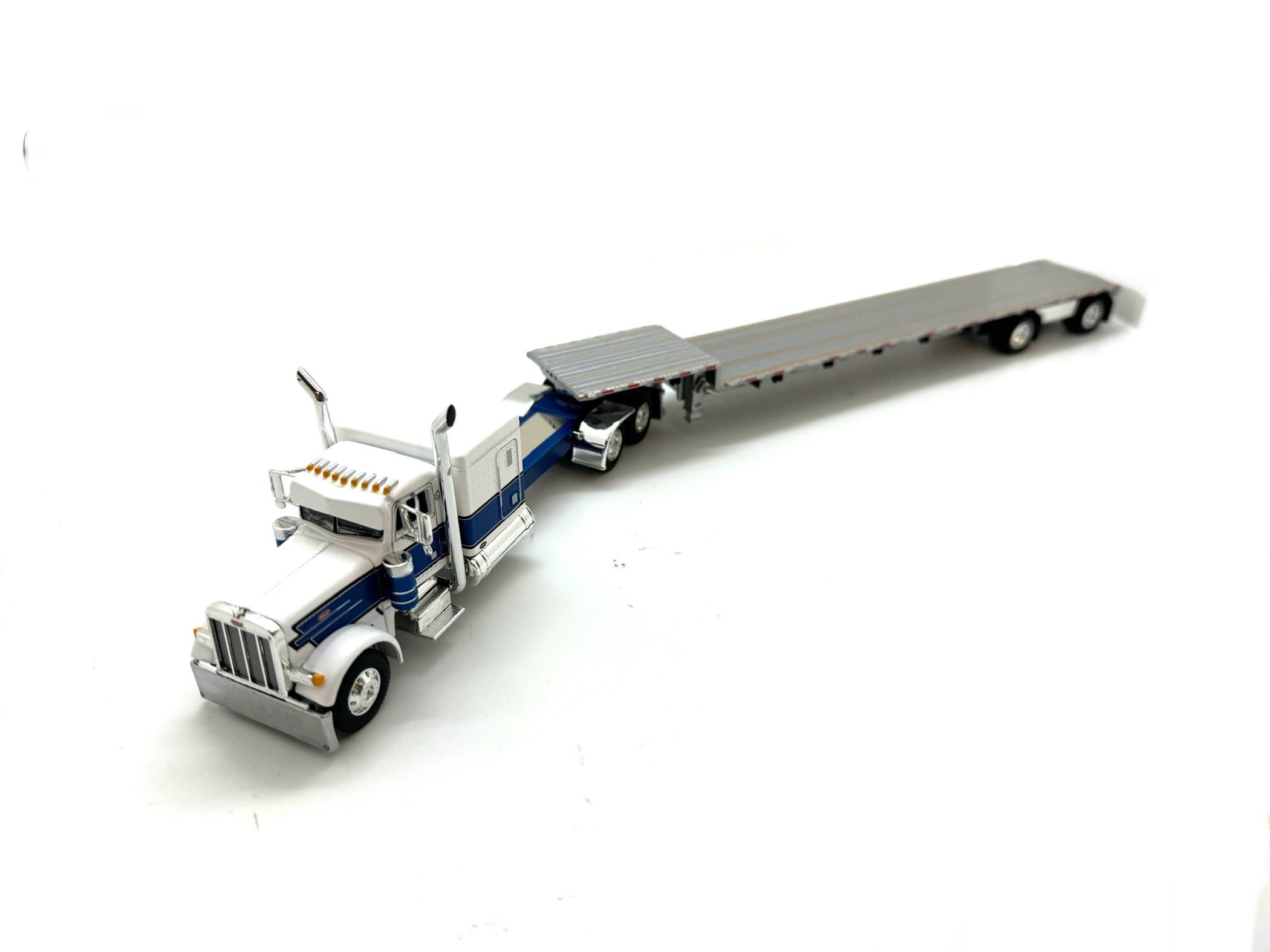 ピータービルト 379 ウィズ　ステップデッキ　トレーラー Peterbilt 379 with step deck | Boone Forks Farm Toys